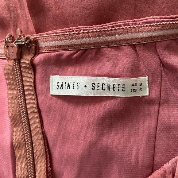 SAINTS+SECRETS Coral Off-Shoulder Babydoll Ruffle Tiered Tie-back Mini Dress M - Picture 8 of 10